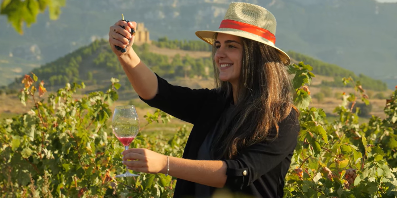 «Spain Through Its Wineries» se digitaliza: El vino como eje estratégico de la Marca España